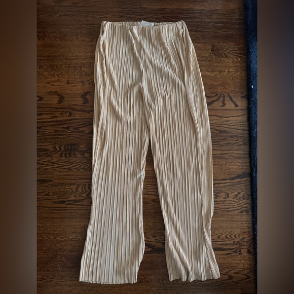 Reign Gold Pleated Trousers size L - Picture 1 of 5